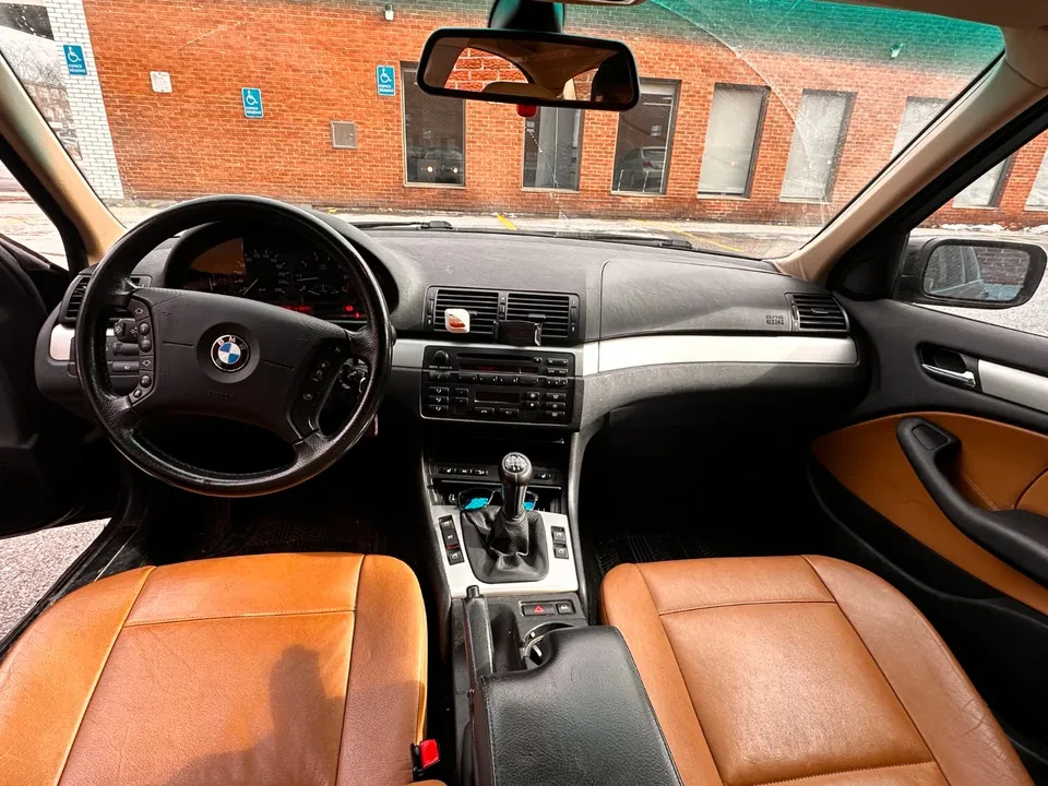BMW 3Series 2004 photo 3