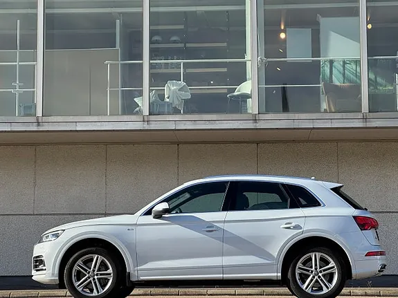 Audi Q5 2019 photo 2