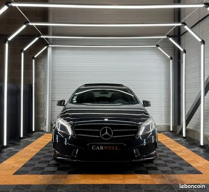Mercedes-Benz A-Class 2013 photo 2