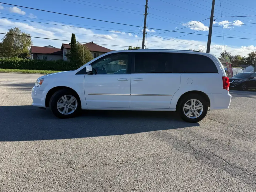Dodge Grand Caravan 2015 photo 4