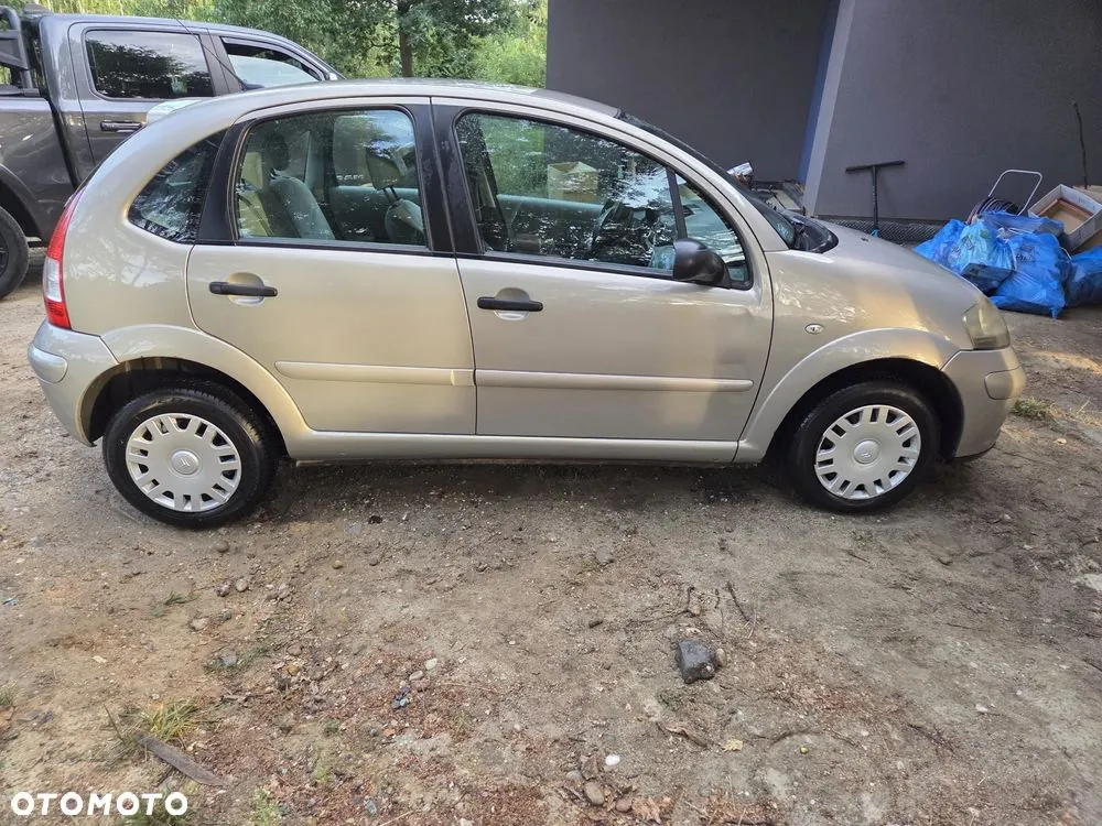 Citroen C3 2006 photo 2