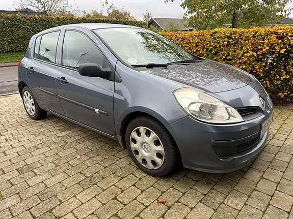 Renault Clio Iii 2006 photo 2