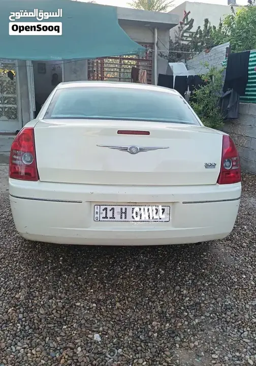 Chrysler 300 2010 photo 4