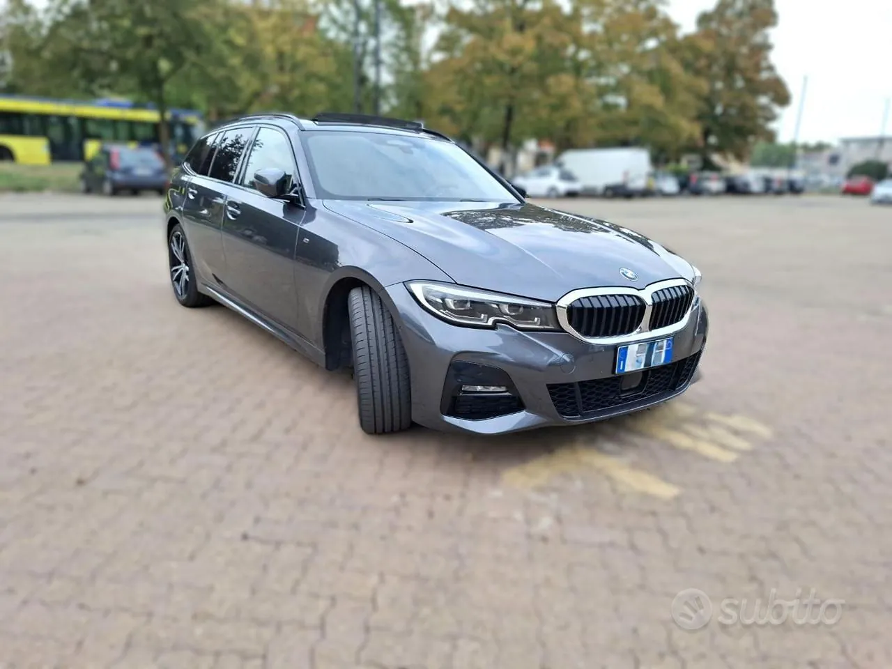 BMW 3 Series 2019 photo 5