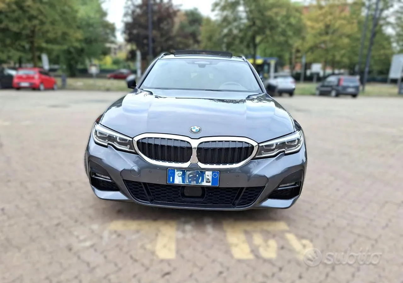 BMW 3 Series 2019 photo 4
