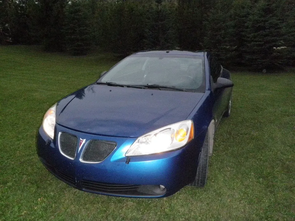 Pontiac G6 2007 photo 2