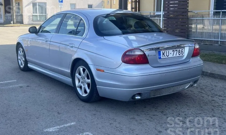 Jaguar S-Type 2004 photo 3