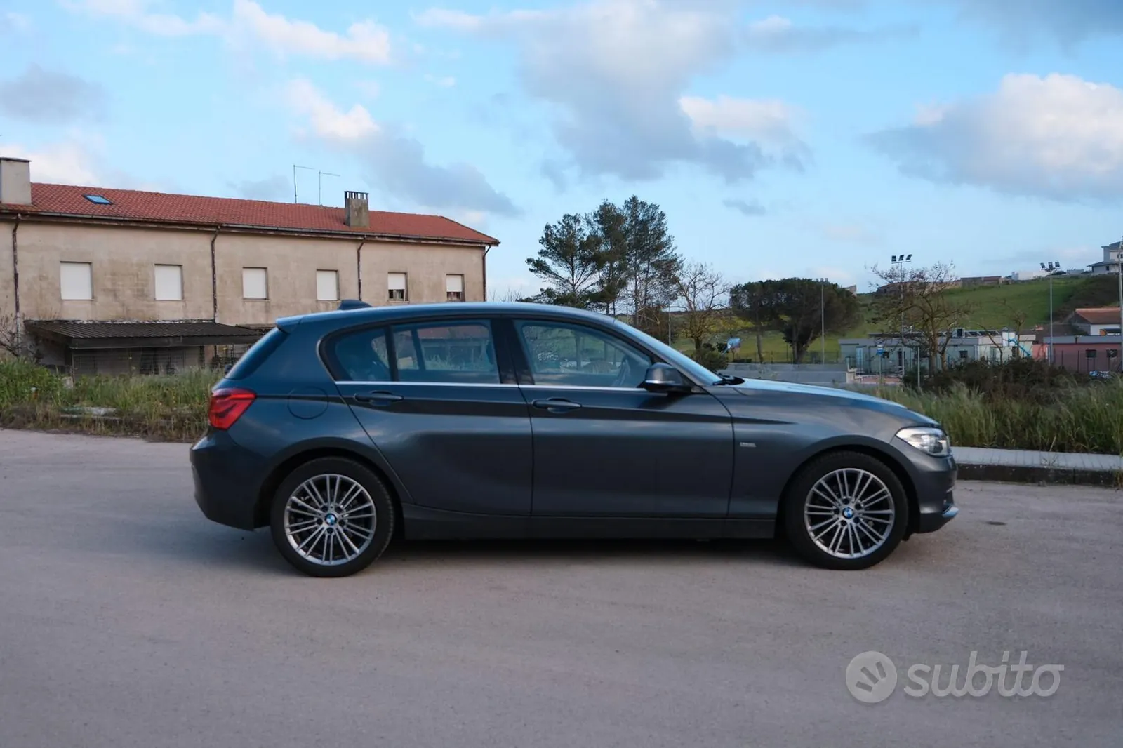 BMW 1 Series 2018 photo 2