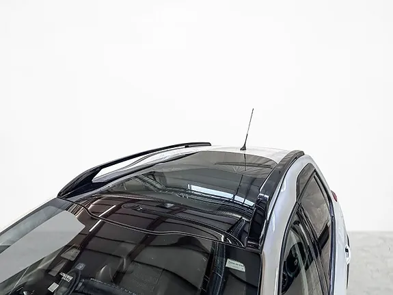Peugeot 2008 2017 photo 3