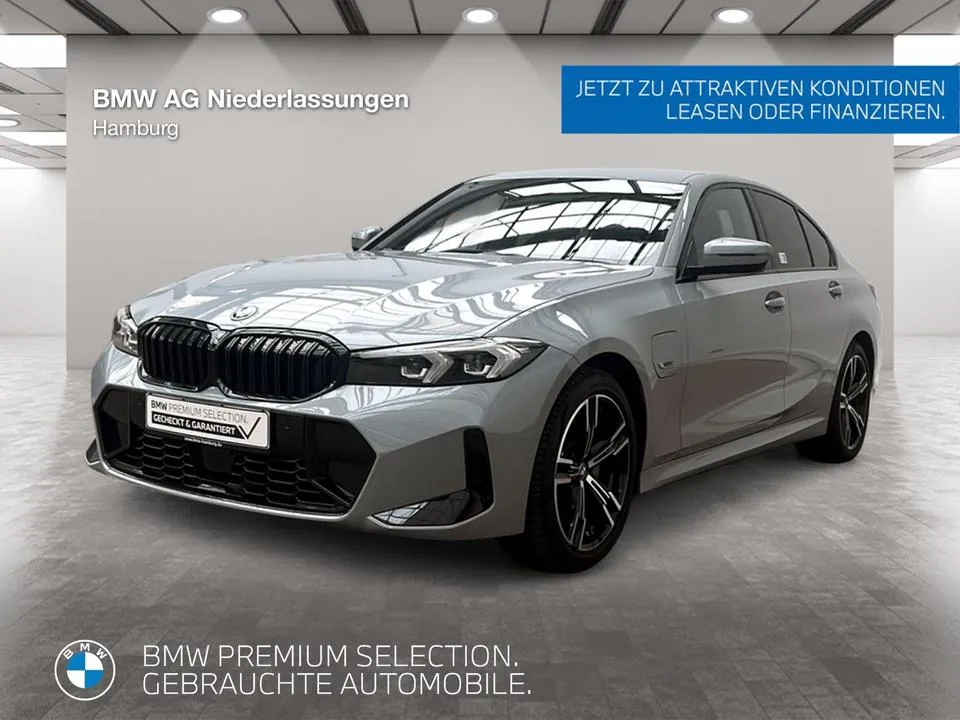 BMW 330E