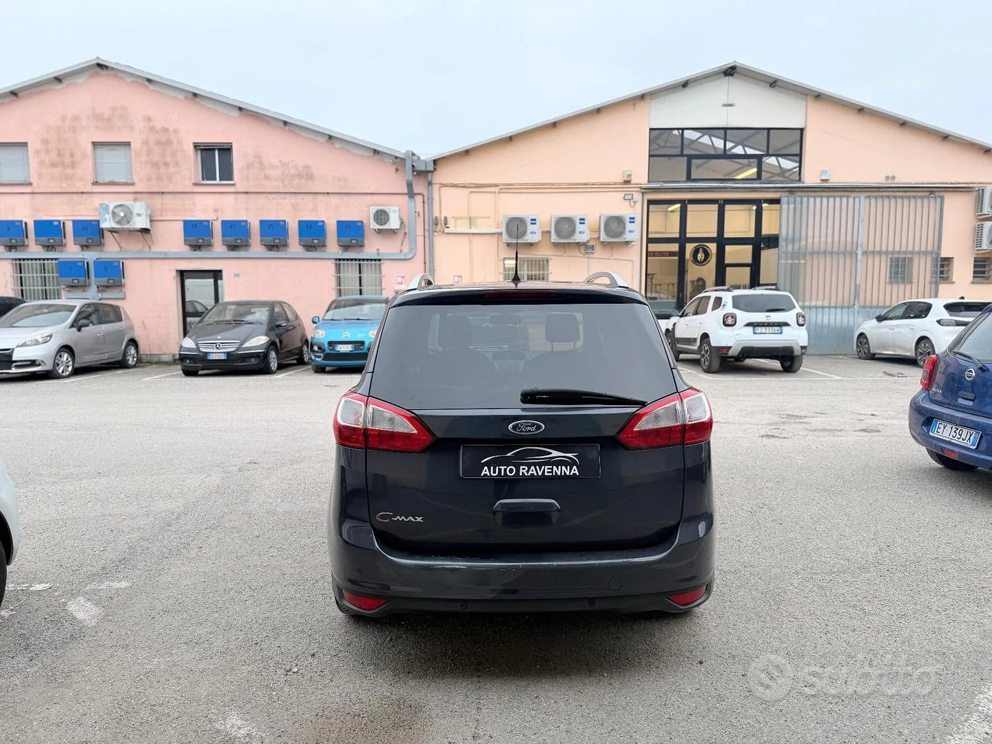 Ford C-Max 2011 photo 4