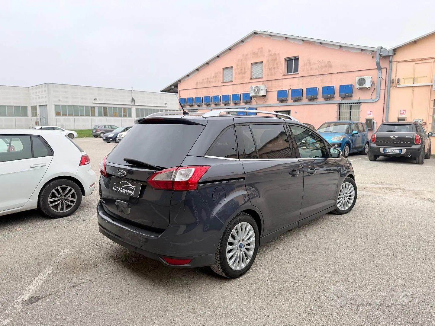 Ford C-Max 2011 photo 3