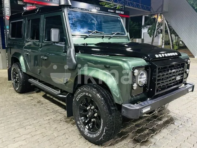 Land Rover Defender 1999 photo 4