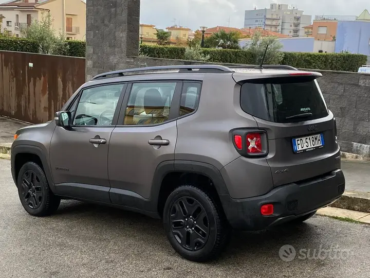 Jeep Renegade 2016 photo 3