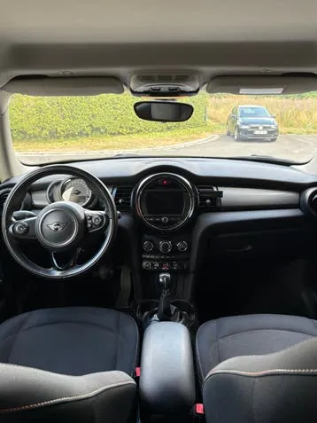 Mini Cooper 2018 photo 2