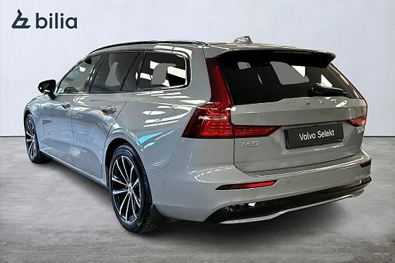 Volvo V60 2025 photo 2