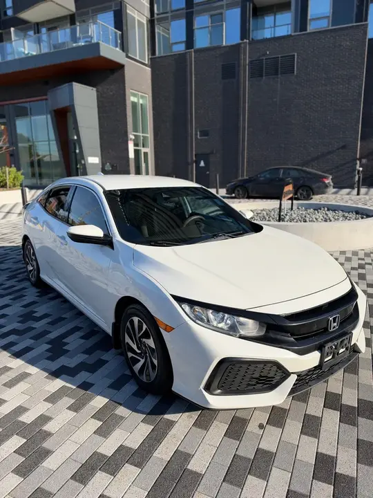 Honda Civic 2019 photo 4