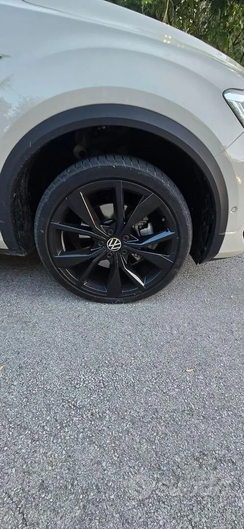 Volkswagen T-Roc 2024 photo 4