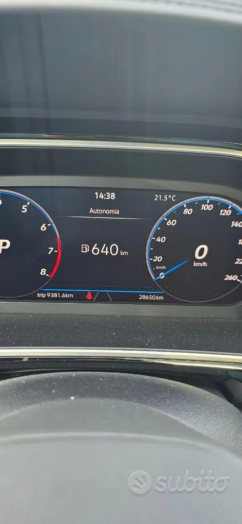 Volkswagen T-Roc 2024 photo 3