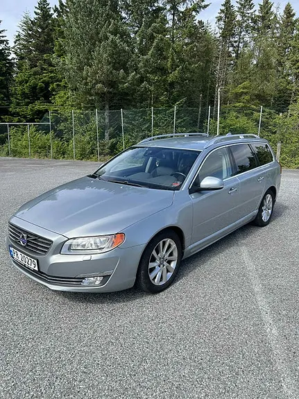 Volvo V70 2014 photo 2