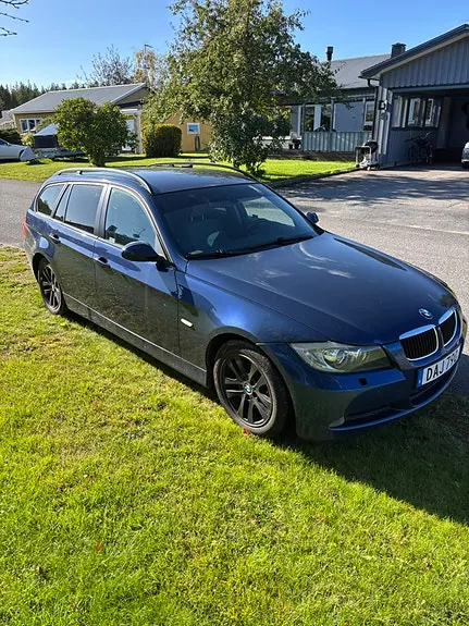 BMW 320I 2007 photo 2