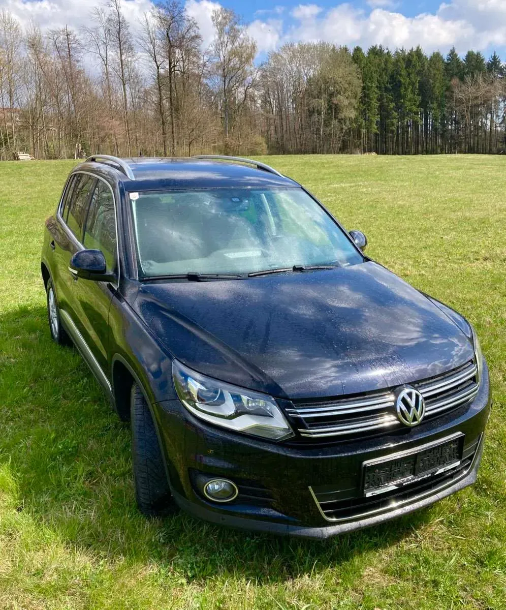 Volkswagen Tiguan 2012 photo 2