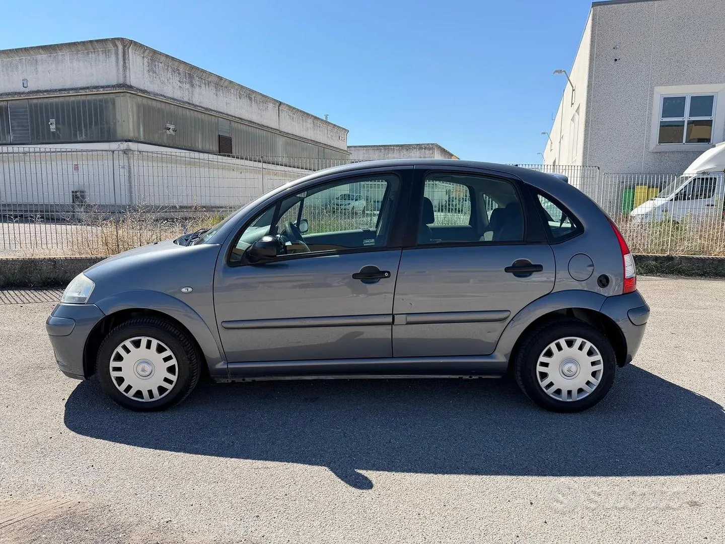 Citroen C3 2010 photo 4