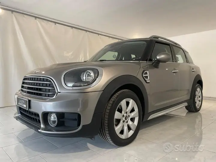 Mini Countryman 2017 photo 2