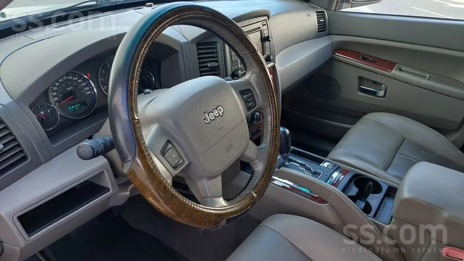 Jeep Grand Cherokee 2006 photo 3