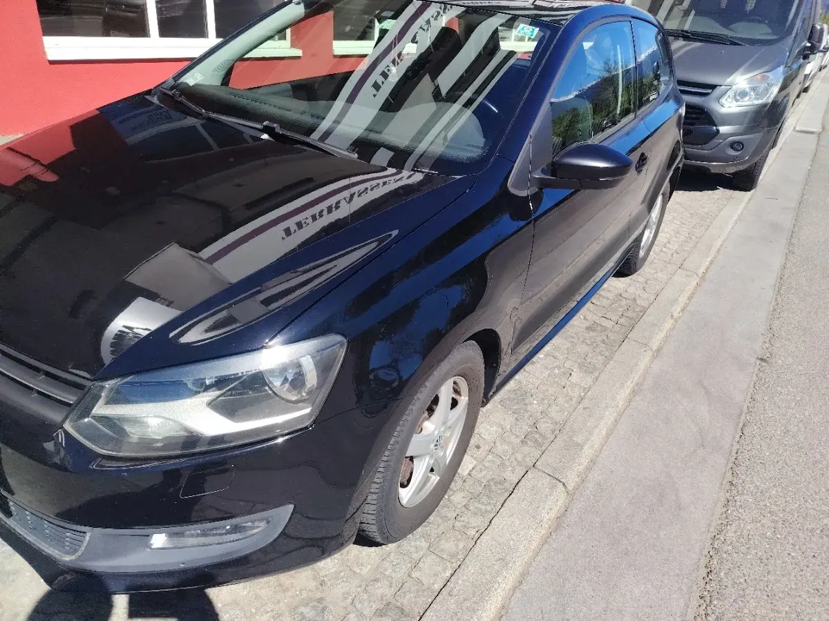 Volkswagen Polo 2011 photo 2