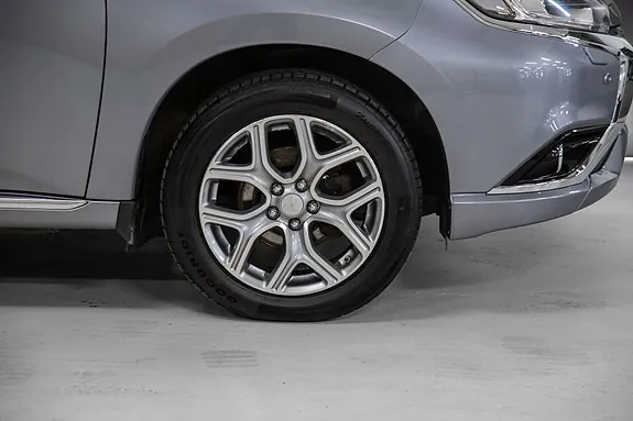 Mitsubishi Outlander 2017 photo 4