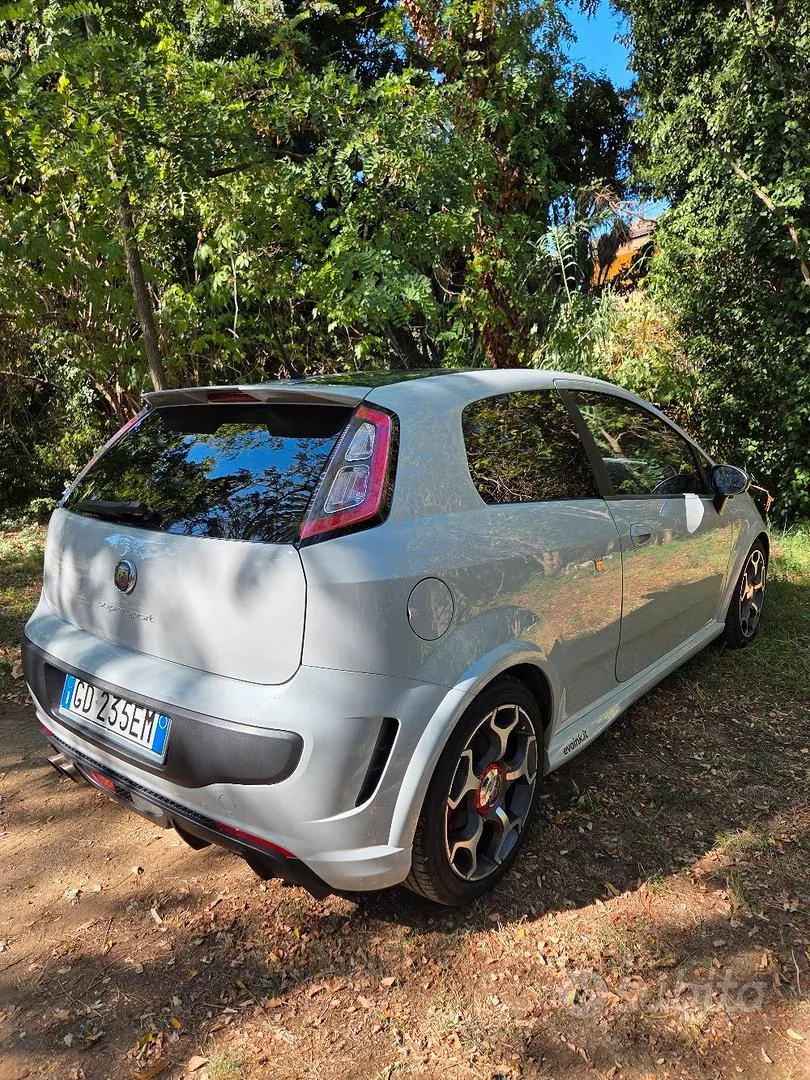 Fiat Punto Evo 2017 photo 2