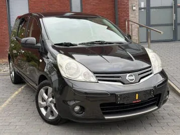 Nissan Note 2012 photo 3