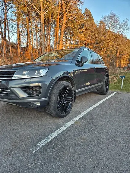 Volkswagen Touareg 2016 photo 2