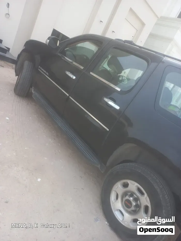 GMC Suburban