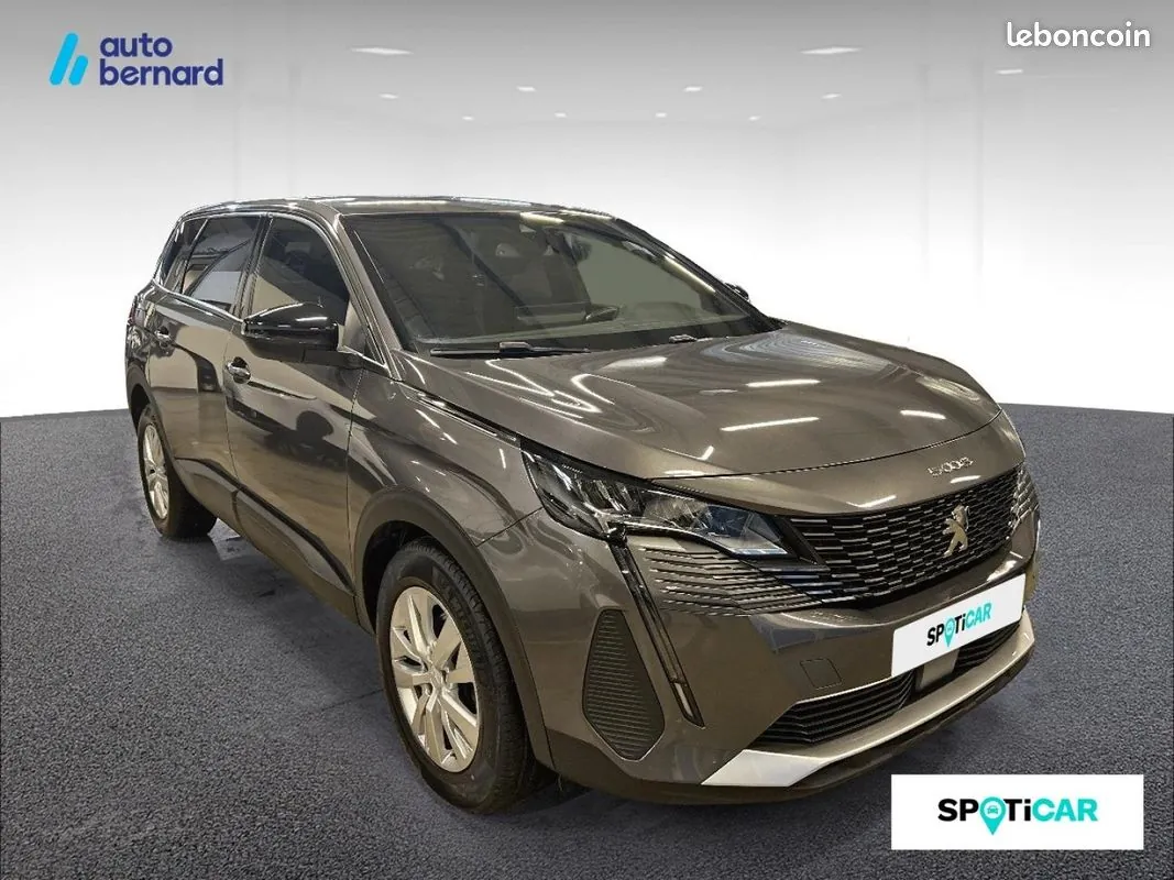 Peugeot 5008 2022 photo 3