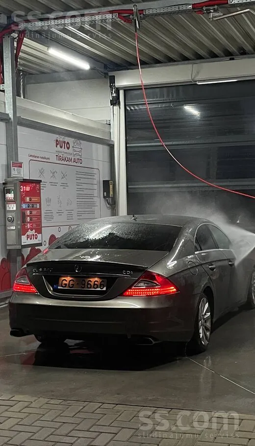 Mercedes-Benz Cls320