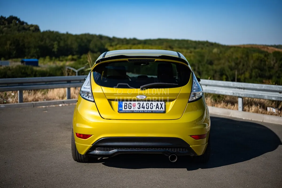 Ford Fiesta 2013 photo 5