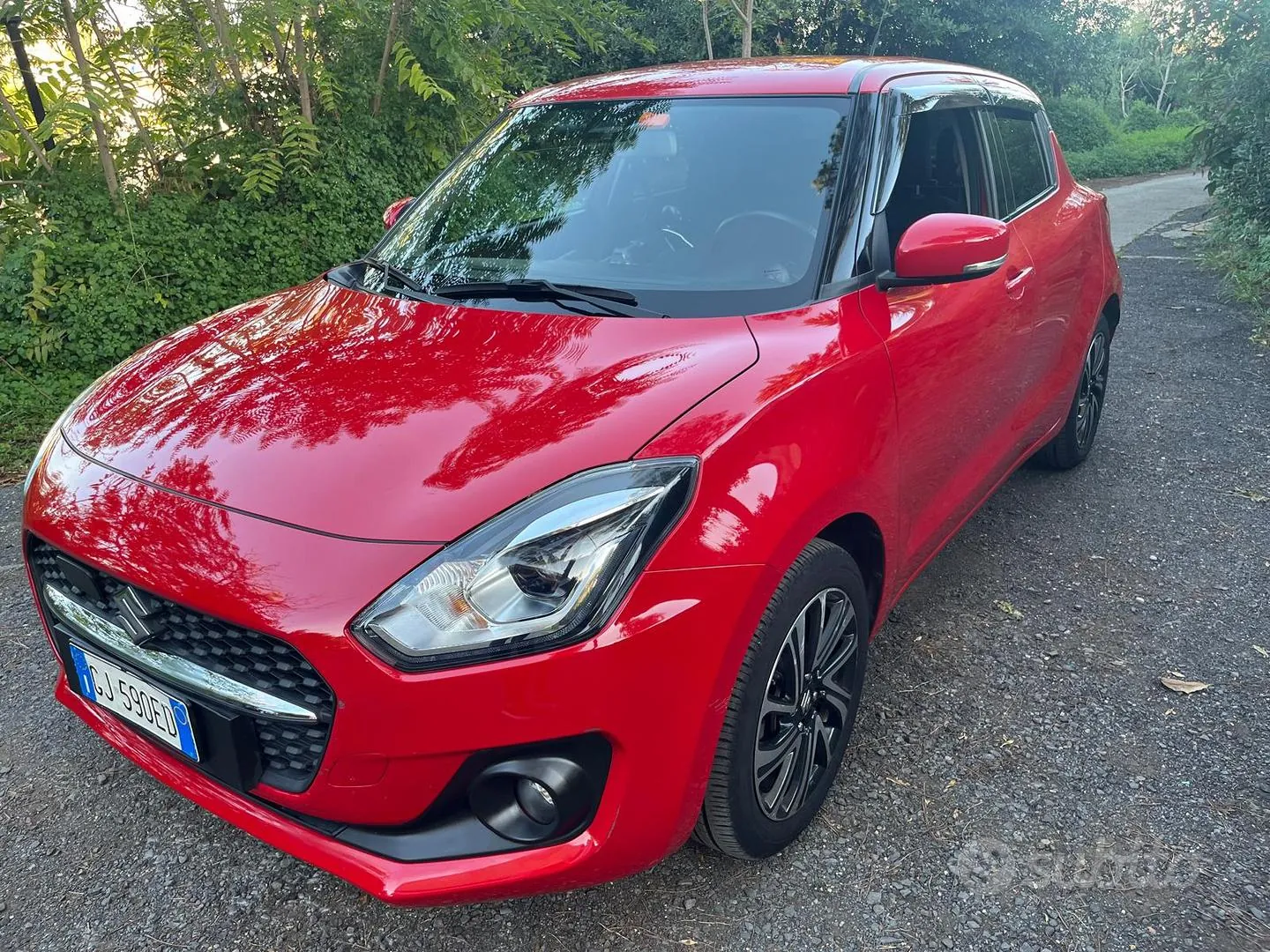 Suzuki Swift 2022 photo 2