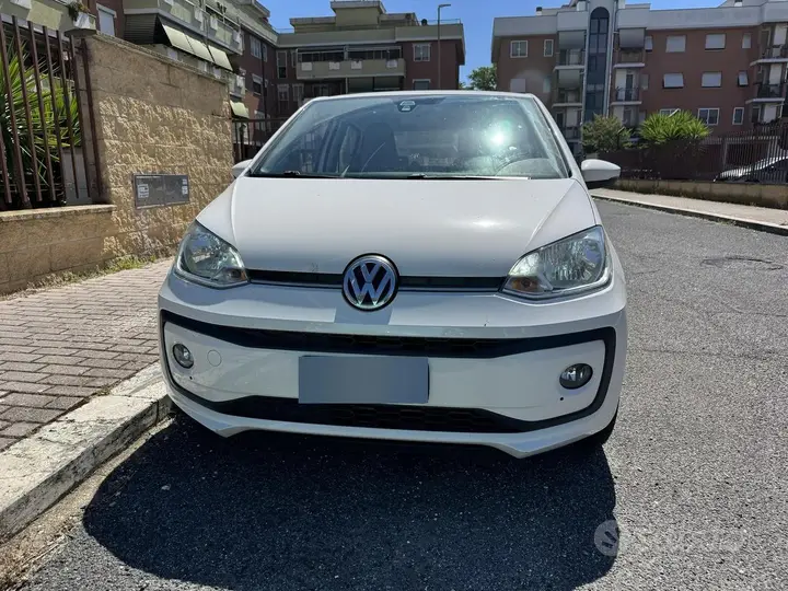 Volkswagen Up