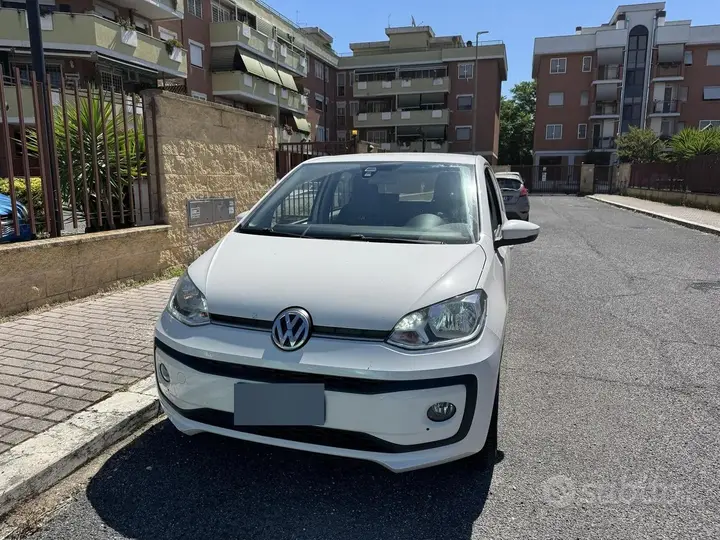 Volkswagen Up 2020 photo 2
