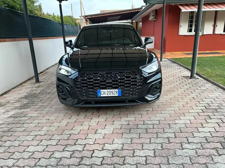 Audi Q5 2022 photo 2