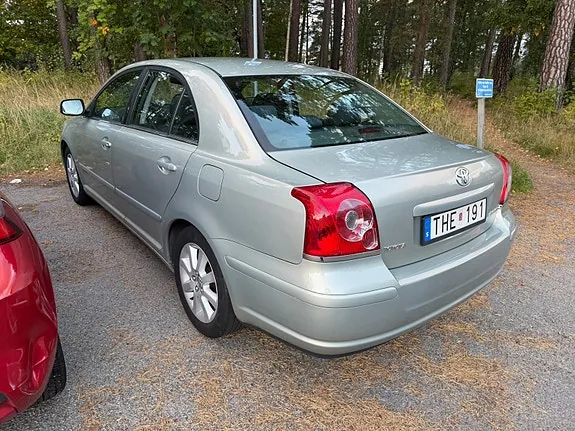 Toyota Avensis 2007 photo 2