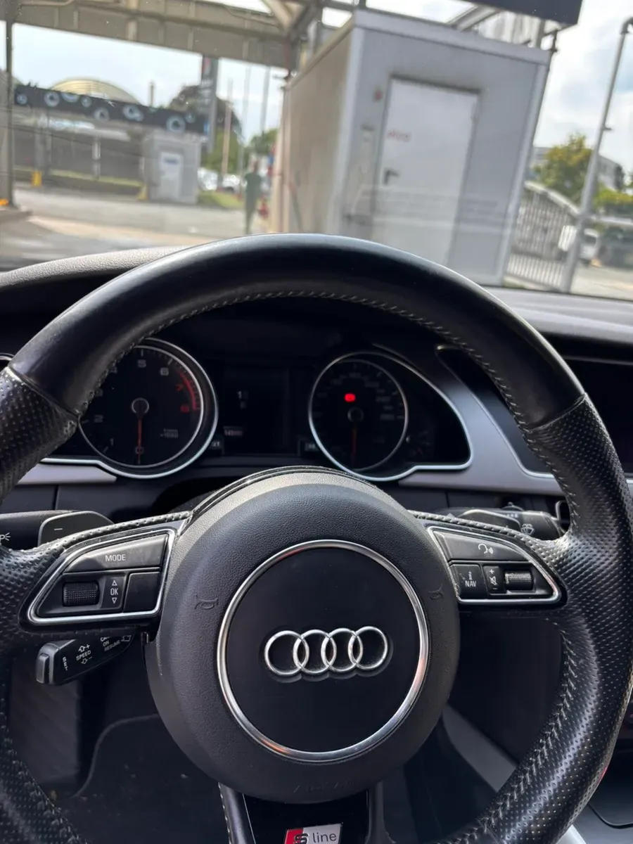 Audi A5 2013 photo 3
