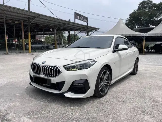 BMW 218I