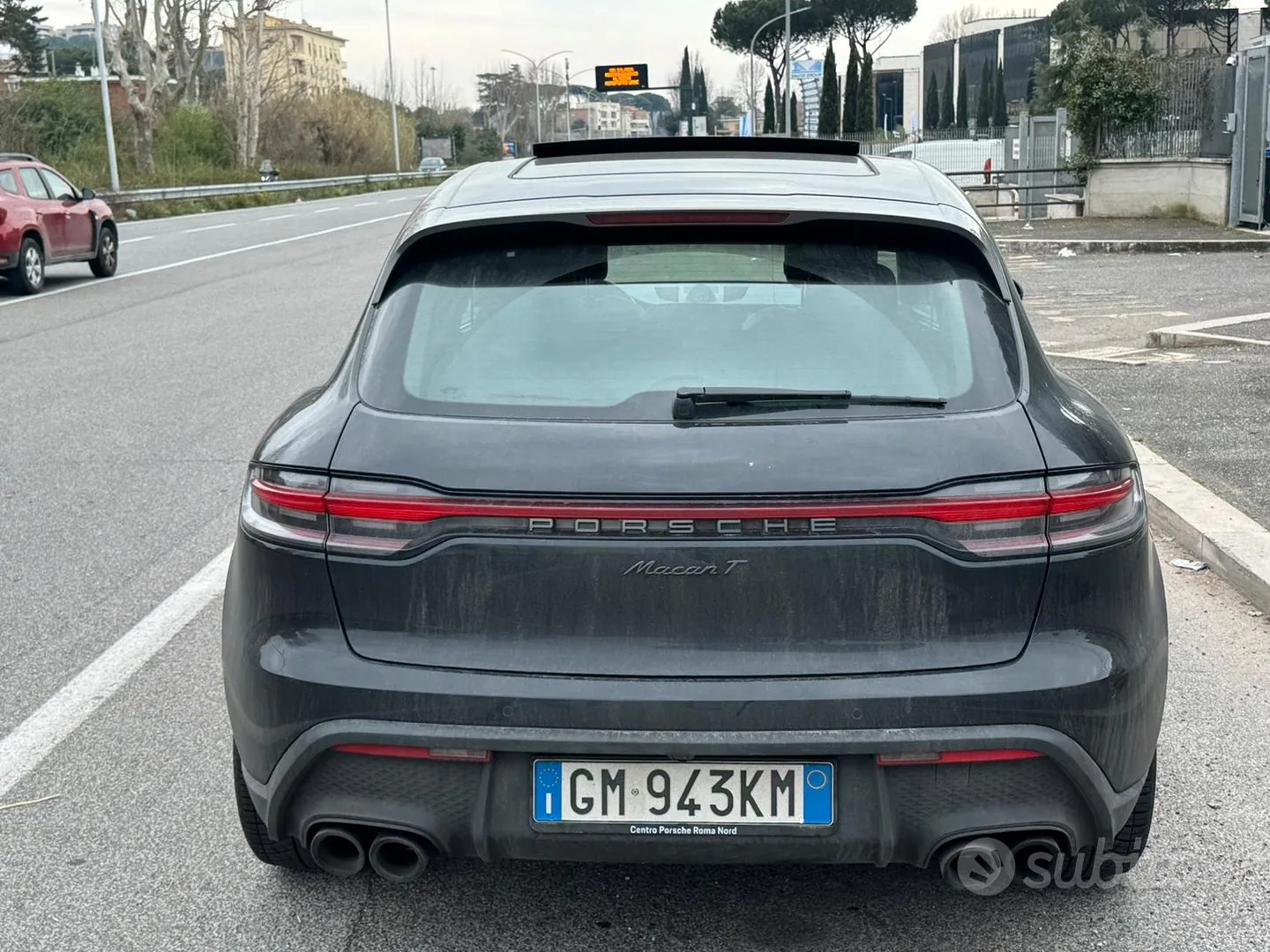Porsche Macan 2023 photo 3