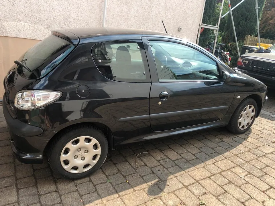 Peugeot 206