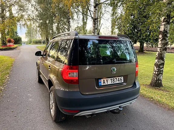 Skoda Yeti 2012 photo 2