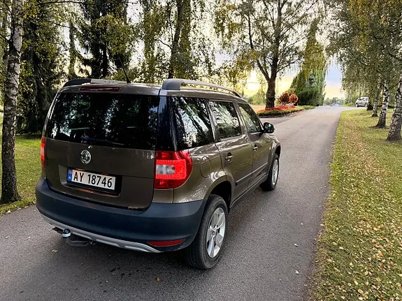Skoda Yeti 2012 photo 4