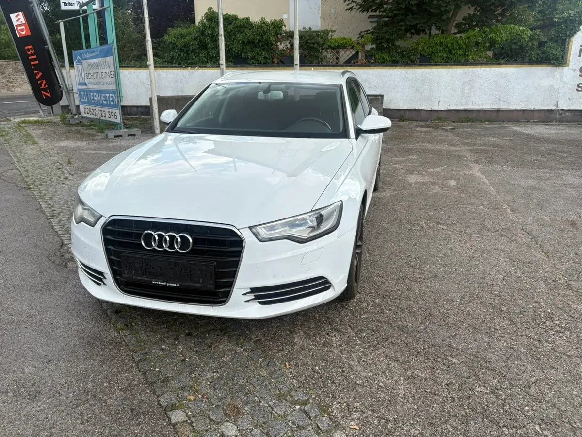 Audi A6 2012 photo 2